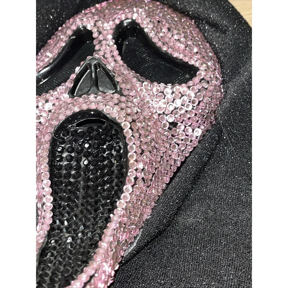 Spirit Ghost Face Pink Bedazzled Rhinestone Bling Full Mask SCREAM Halloween 🎃